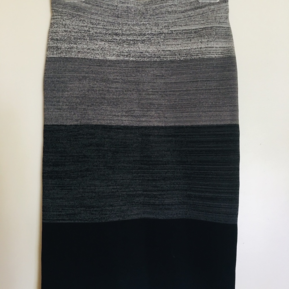 BCBG MAXAZRIA BANDAGE SKIRT!